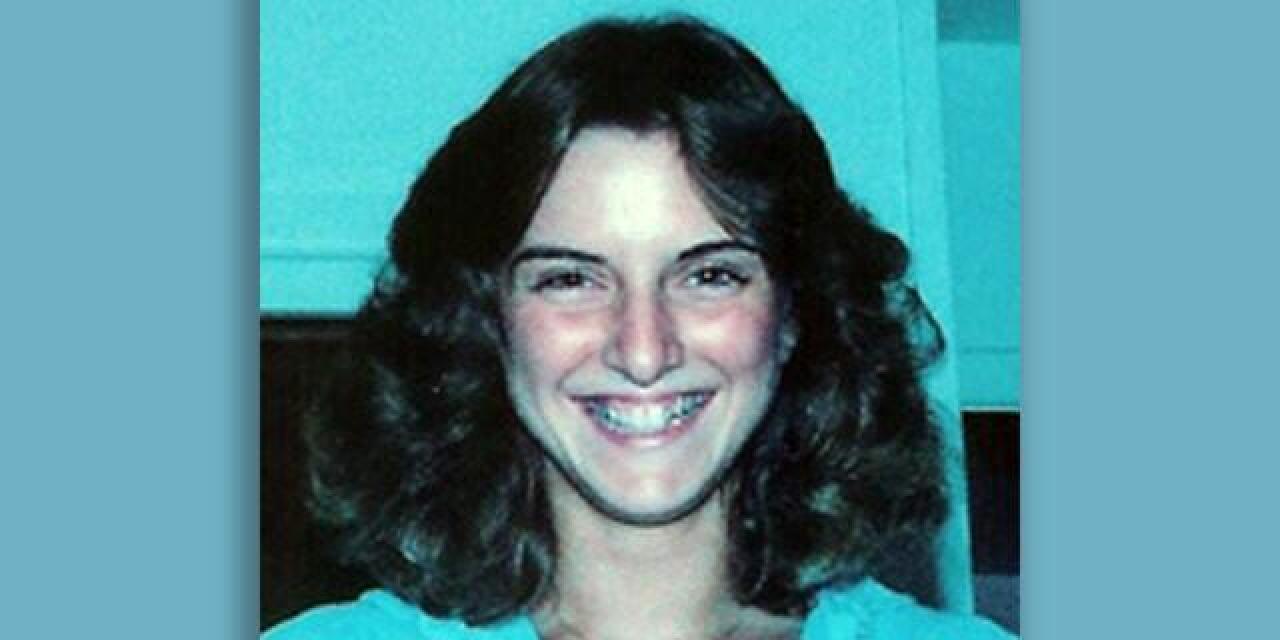 [IMAGE] DNA Helped Solve Cold Case Murder of Robin Brooks After 40 Years | True Crime Mysteries (Megan)